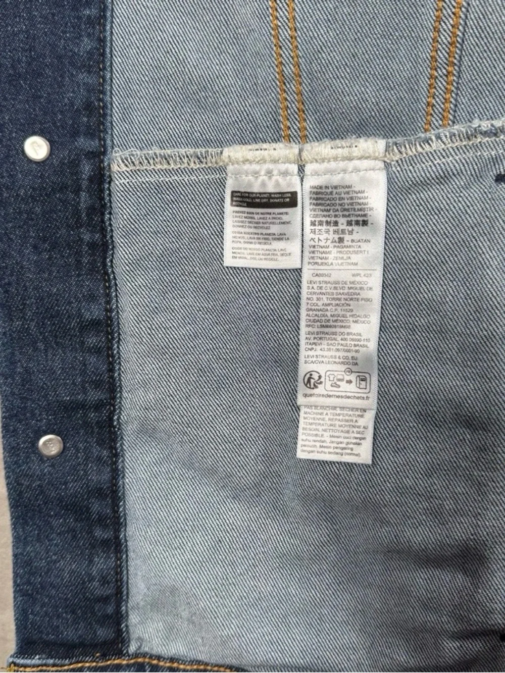 Levi’s Denim Trucker Jacket XL Men’s Blue Jean Coat NWT Red Tab Standard - Picture 7 of 8